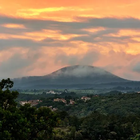 Champdelaplume 3* 바르작