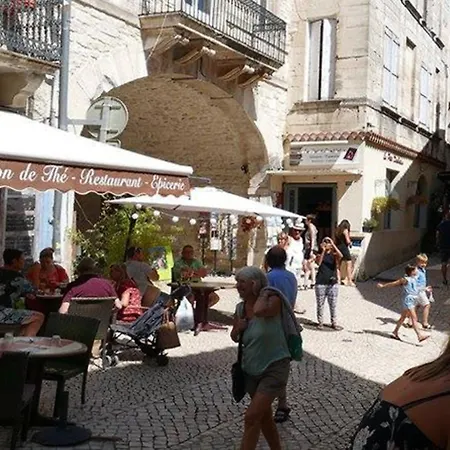 Bed and breakfast Champdelaplume Barjac (Gard)