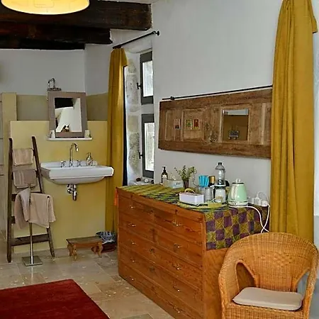 Champdelaplume Bed and Breakfast Barjac (Gard)